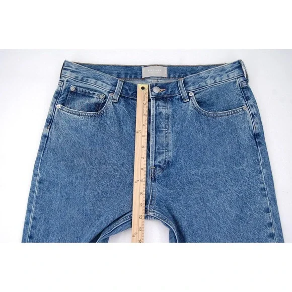 Everlane Men's Relaxed Jeans in Blue - Picture 11 of 14